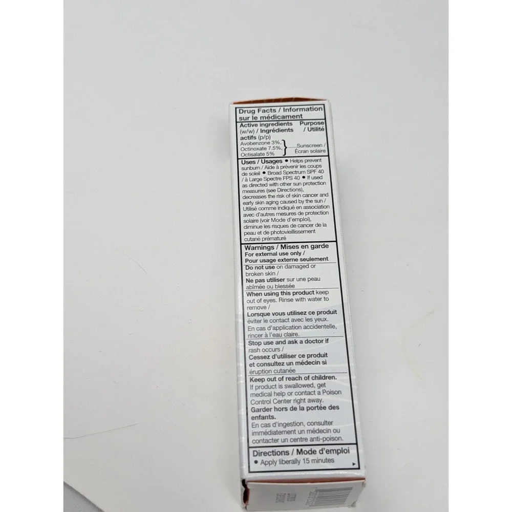 Neostrata Skincare Sampler & Pouch Enlighten Defend Firming‎ Resurface Clarify